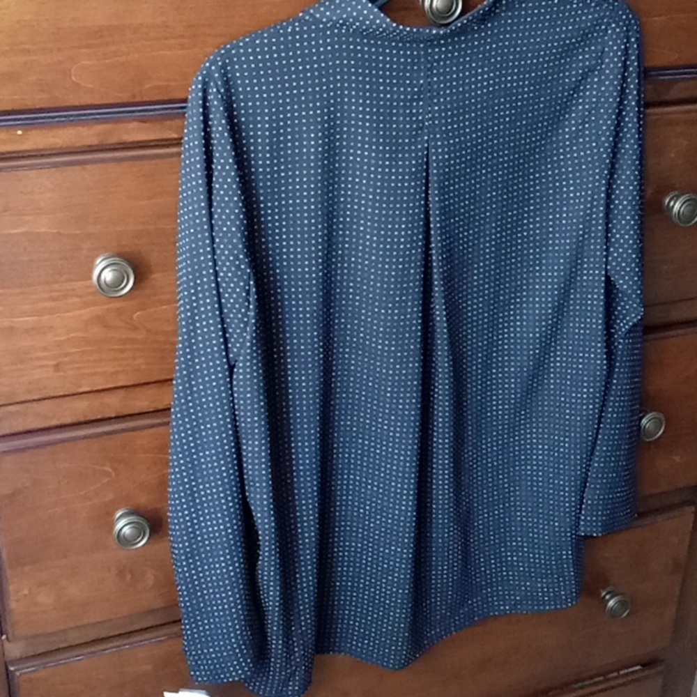 Blouse 👚 - Picture 4 of 4